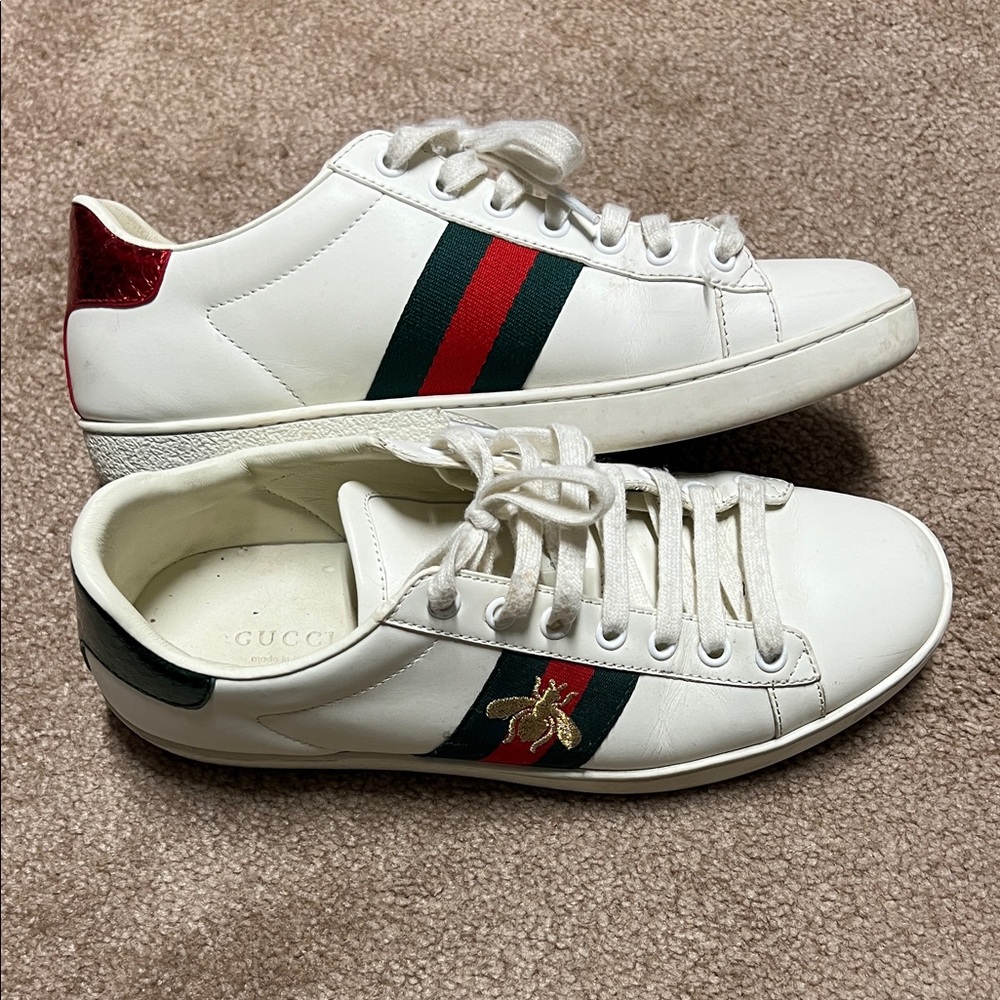 Gucci Bee Sneakers